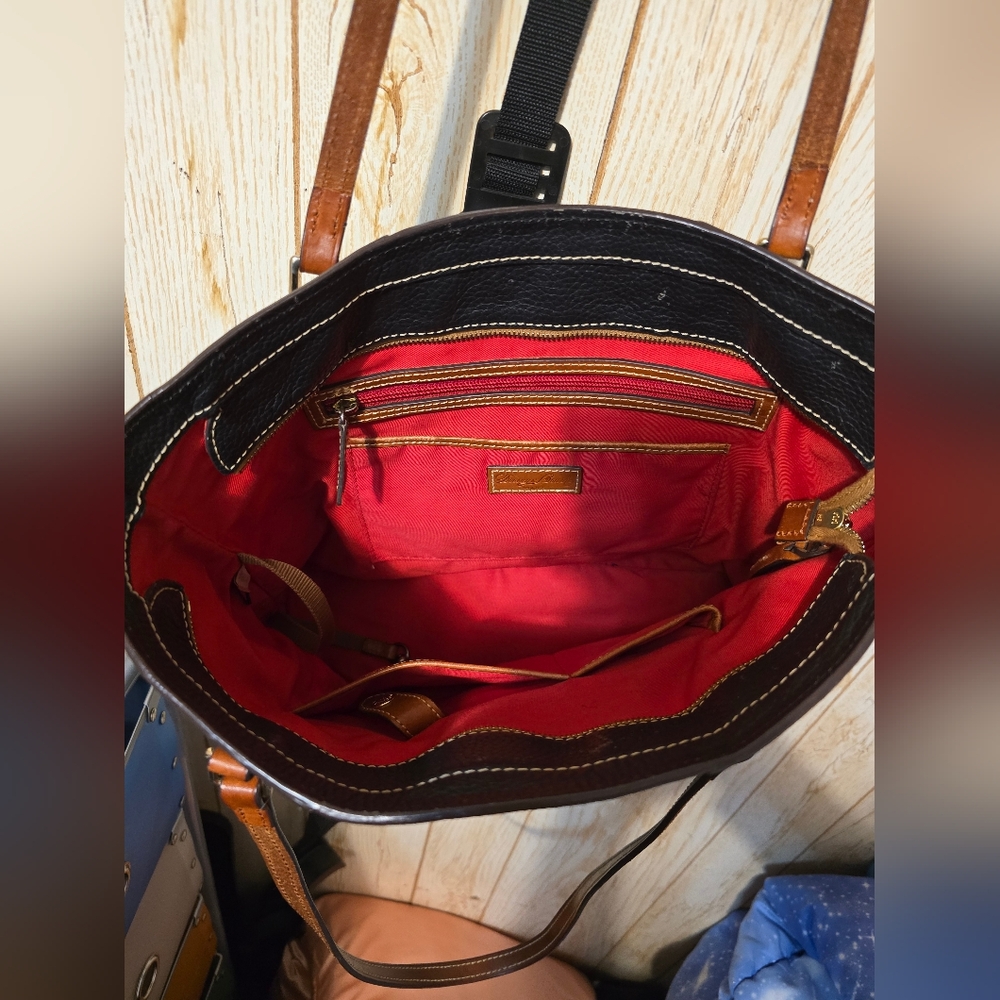 Dooney & Bourke 14x12x4 - Picture 2 of 9